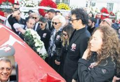 Besteleriyle yaşayacak