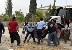 Adana'da çiftçiler eylem yaptı! Ortalık karıştı