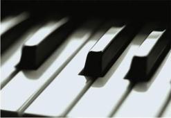 11. piyano festivali acilisini emek sinemasinda yapıyor