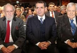 Dursun Özbek'ten Alp Yalman'a sürpriz teklif