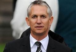 Leicester Lineker'in başını yaktı