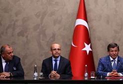 İki başbakan yardımcılığı vekaletsiz kaldı