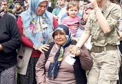 ‘Anneler günü hediyen bu muydu bana oğul!’