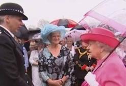 Kraliçe Elizabeth'ten büyük gaf!