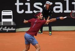 Federer'e şok! .