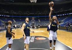 Fenerbahçe, Laboral Kutxa maçı için son taktik çalışmasını yaptı