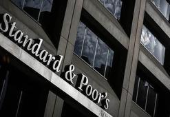 S&P, iki ülkenin not görünümünü düşürdü