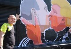 Trump ve Putin neden "öpüştü"