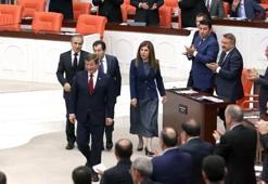 Davutoğlu'ndan dikkat çeken hareket