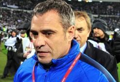 Ersun Yanal'a büyük destek