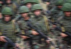 Rus askerlerini taşıyan otobüs kaza yaptı: 6 ölü, 16 yaralı
