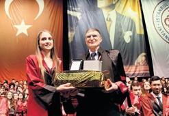Nobel’in 325 bin doları Türkiye’den gelen akademisyenlere ev olacak