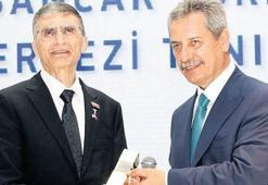 Türk öğrencilere Sancar desteği