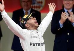 Hamilton, bu sezon ilk kez birinci