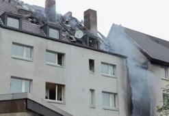 Paris banliyösünde yangın: 5 ölü!