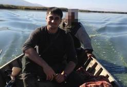 Çalıştığı kafenin önünde pompalı tüfekle kendini vurdu