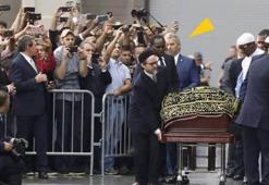 Muhammed Ali'nin tabutunu taşıyan tek Türk