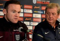 Hodgson ve Rooney'den taraftarlara mesaj