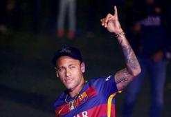 Neymar taraftarlardan özür diledi