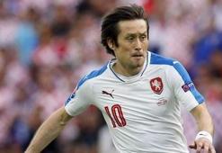 Rosicky: Türkiye maçında yokum