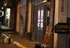 Koreli plakçı dükkanını kapattı