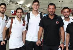 12 Dev Adam Yunanistan’a gitti