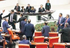 Meclis’te ‘tweet’ gerilimi
