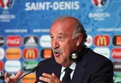 Vicente del Bosque istifa etti