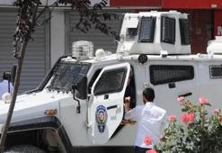HDP'lilerden polise şeker ve kolonya