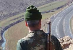Diyarbakır Kulp’ta yol kesen PKK'lı teröristlerle çatışma