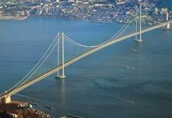 Çanakkale Boğazı'ndan 9 günde 160 bin araç geçti