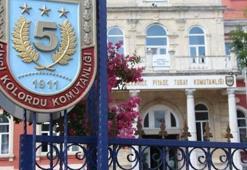 Tuğgeneral Hidayet Arı'nın makam odasında polis araması