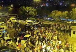 Darbe sırasında Ak Parti İl Başkanlığı'na giren 68 asker tutuklandı