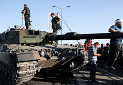 Tutuklu tankçılar "o gece"yi anlattı
