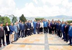 ‘Rehavete kapılmayacağız’