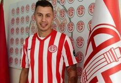 'Galatasaray beni bekletti'