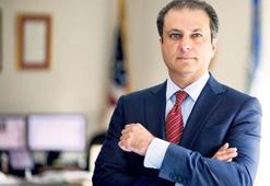 ‘O belgeleri savcı Bharara’ya teslim ettiler’