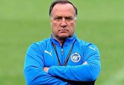 Dick Advocaat İstanbul'a geldi