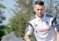 Beşiktaş'ta bir ayrılık daha! Kiralık olarak...