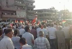 Kamışlı'da Kürtler PYD'yi protesto etti