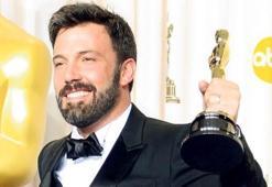 Bir kez daha Oscar peşinde