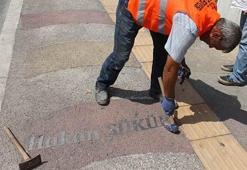 Edirne'de Hakan Şükür’ün ismi kaldırımdan söküldü