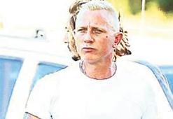 Punkçı James Bond