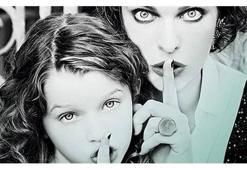 Milla Jovovich ile kızından 'sus' pozu