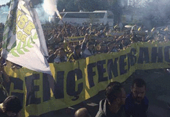 Ankara'da Fenerbahçe tribünleri karıştı