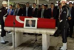 Kemal Unakıtan son yolculuğuna uğurlanıyor