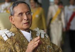 Tayland Kralı Bhumibol hayatını kaybetti