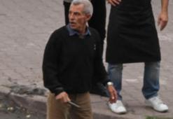 Eli bıçaklı servis sürücüsünü öğrenciler yatıştırdı