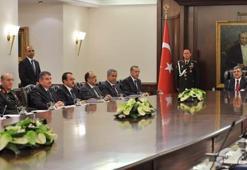 Gizli tanıktan dinleme itirafları! MGK toplantısını da dinlemişler