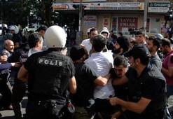 Diyarbakır'da belediye önünde toplananlara vatandaşlardan tepki